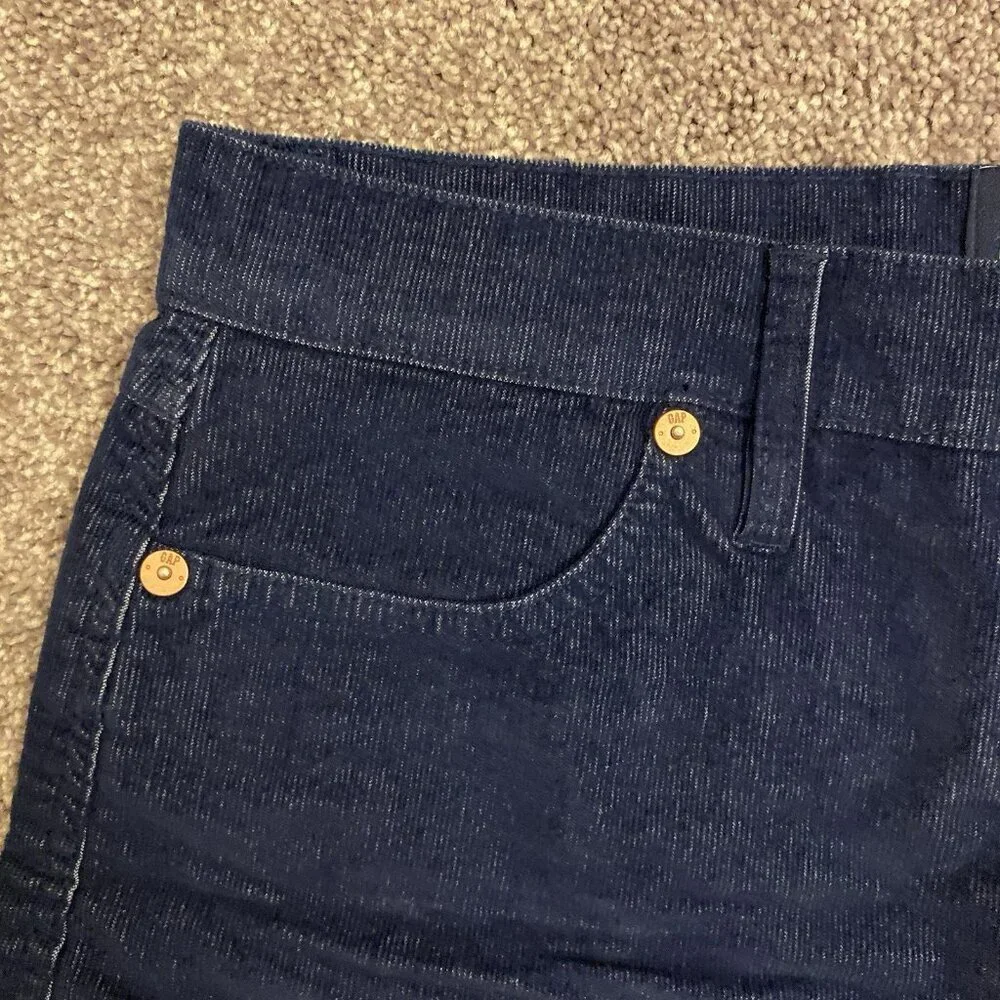 GAP Women's Corduroy Shorts 4 inch Blue Raw Edge Hem Cut Off Size 4 - NWT $49.95